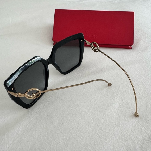 Fendi Black Square Sunglasses - Picture 2 of 4